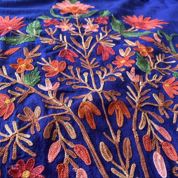 Blue Akaru Kaftan - Picture 2 of 16